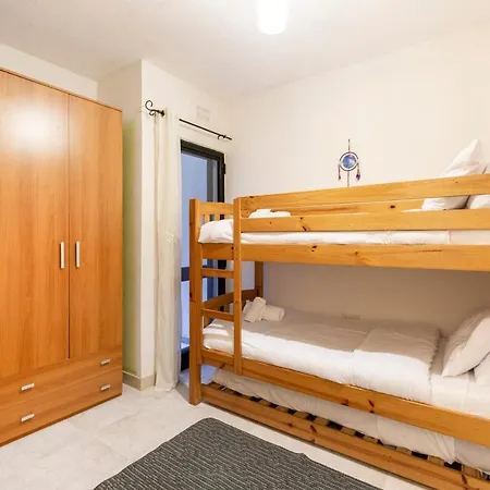 Retreat-hosted By Sweetstay Apartment