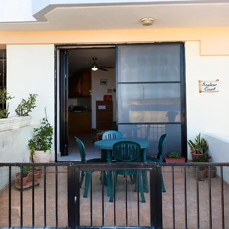 Retreat-hosted By Sweetstay דירה